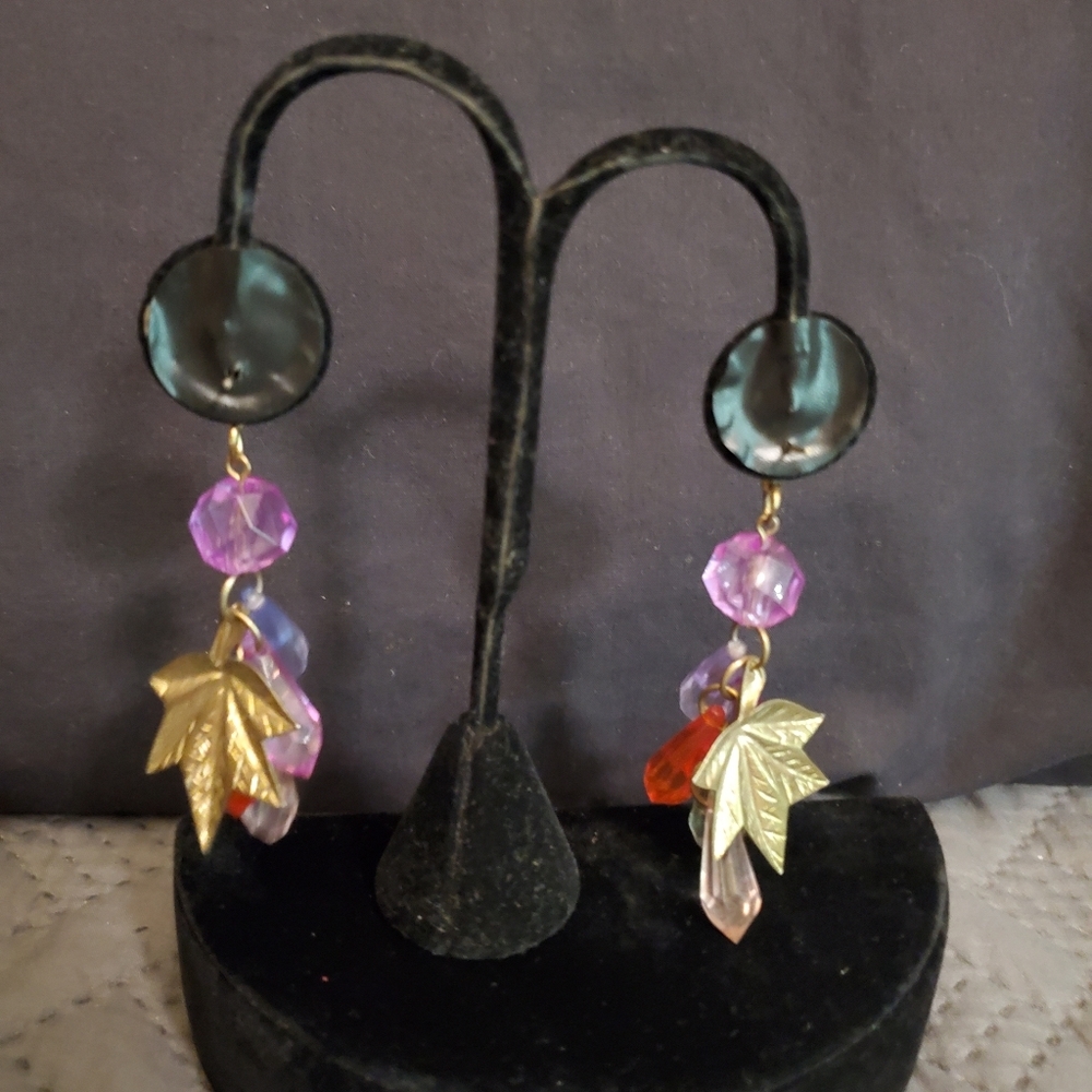 Vintage 80s Maple Leaf & Faux-Crystal Earrings - Picture 7 of 8